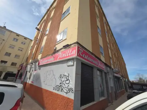 Local comercial en Ronda de Sevilla