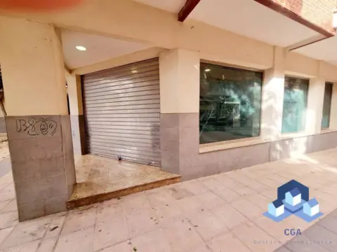 Local comercial en La Viña-San José