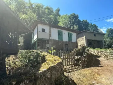 Casa en calle San Salvador 46