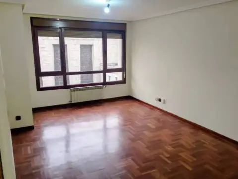 Piso en calle de Pérez de la Sala