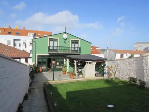 Chalet en Rúa Mon Vasco