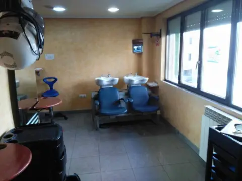 Local comercial en El Calaverón-Los Pajaritos