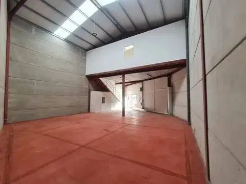 Nave industrial en calle calle Maria Andresa Casamayor, 10