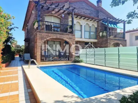 Chalet en Carrer del Bergantí