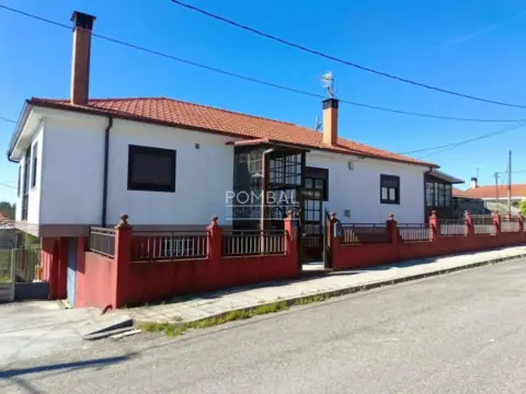 Casa en A Abeleira (Beariz)