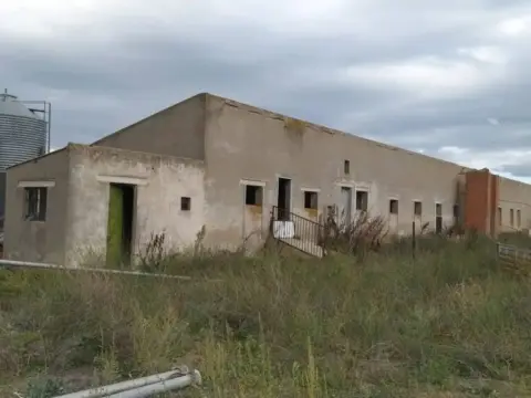 Nave industrial en Fuentepelayo