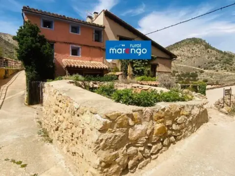 Chalet en Villarluengo