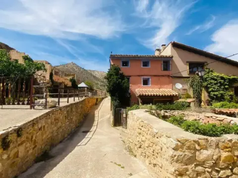 Chalet en Villarluengo