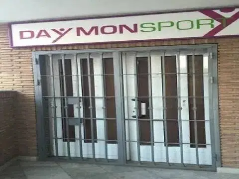 Local comercial en Cenes de La Vega