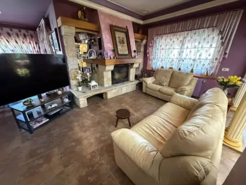 Casa adosada en Trengandín