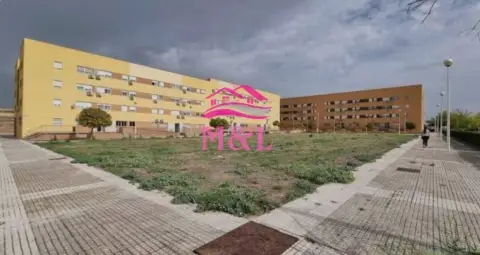 Piso en Los Milagros-La Corchera