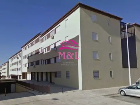 Piso en Los Milagros-La Corchera