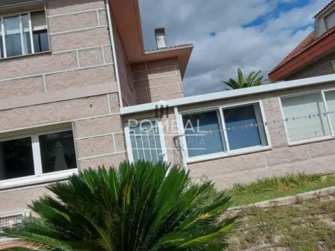 Casa en A Carballeira (San Cibrao Das Viñas)