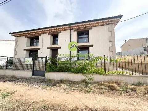 Chalet en San Esteban de Gormaz
