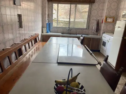 Casa rústica en Arnego (Rodeiro)