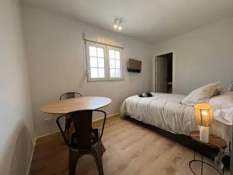 Habitación en calle de Alfonso Fernández Clausells