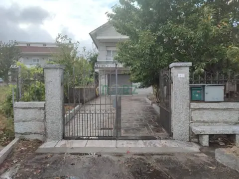 Chalet en A Eirexa (Melón)