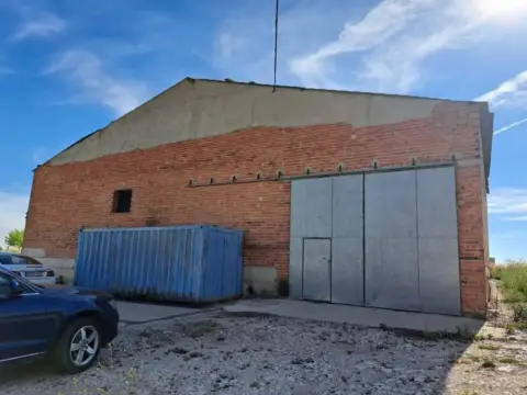 Nave industrial en calle de Nueva Apertura