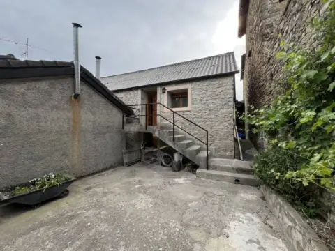 Casa rústica en Aísa