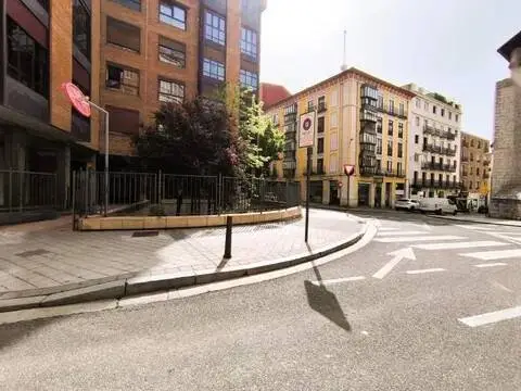 Garaje en San Miguel-San Nicolás-San Pablo