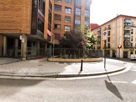 Garaje en San Miguel-San Nicolás-San Pablo