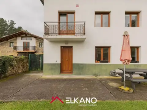 Casa adosada en Lezama