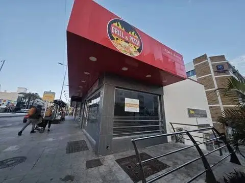 Local comercial en Avenida de Antonio Machado