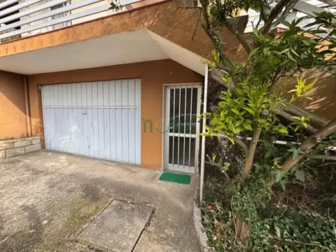 Chalet en A Barxa (Barbadás)