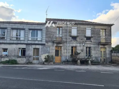Casa en Piñor