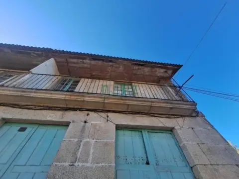 Casa rústica en A Foz (Ribadavia)