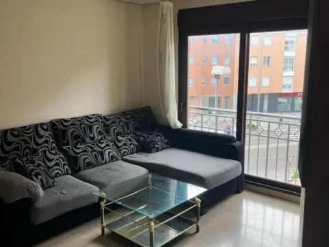 Piso en Huerta de la Reina-Arruzafilla-Parque Figueroa-Noreña