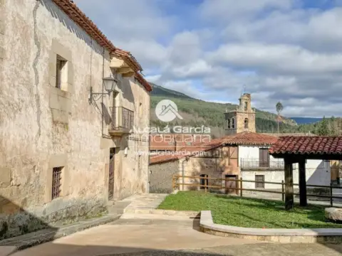 Chalet en Molinos de Duero
