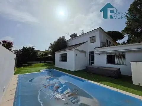 Casa en El Águila-Las Redes-Fuentebravía