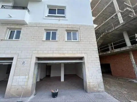 Piso en calle Fuente Cambil