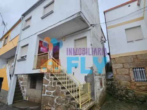 Casa en Nogueira de Ramuín