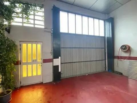 Nave industrial en La Vega-Oteruelo