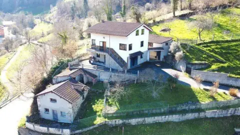 Chalet en Bárzana de Quirós