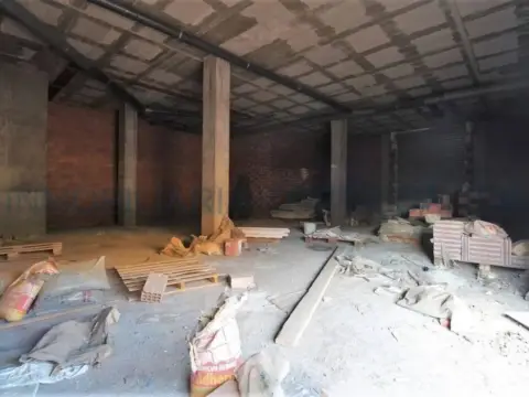 Local comercial en Calarreona-Las Lomas