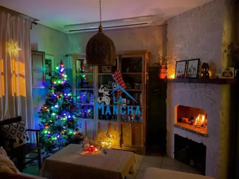 Casa adosada en Chinchilla de Monte-Aragón