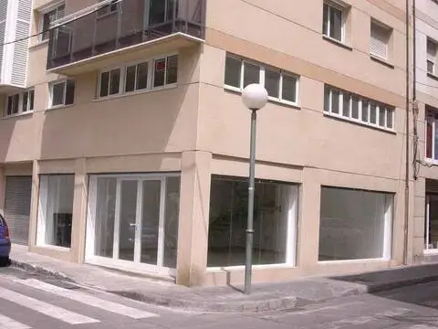 Local comercial en Carrer de Castellarnau