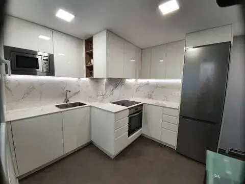 Piso en Camelias-Pi y Margall