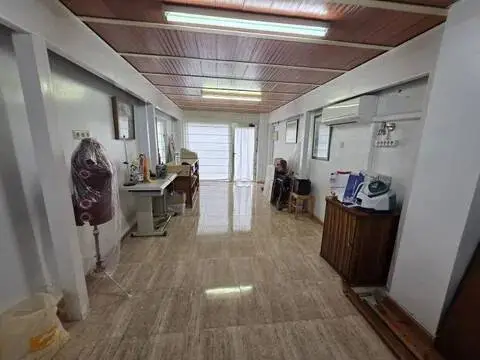 Local comercial en calle del Cardenal Herrera Oria