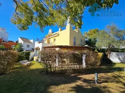 Chalet en El Águila-Las Redes-Fuentebravía