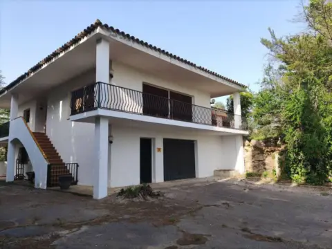 Casa en Saus, Camallera i Llampaies