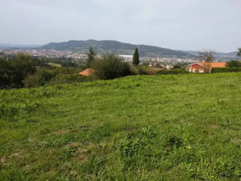 Terreno en Oviedo