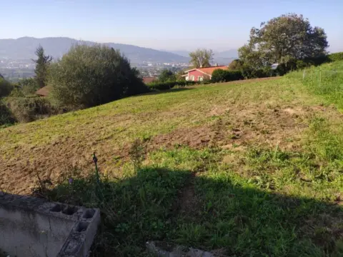Terreno en Oviedo