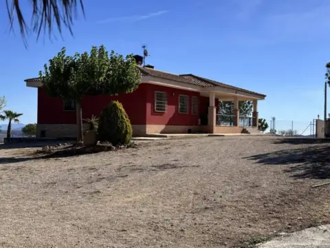 Chalet en calle de Pértigos