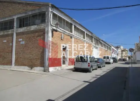Nave industrial en calle del Vado Viejo