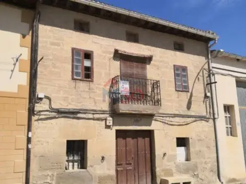 Casa adosada en Treviana
