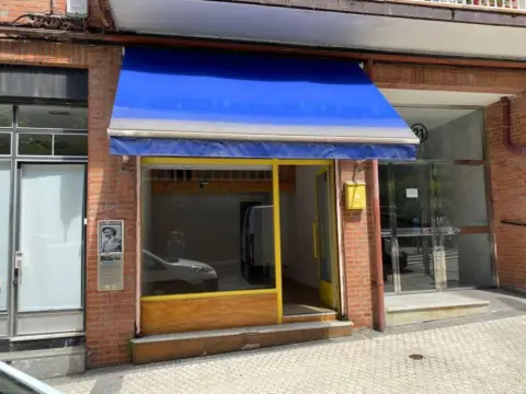 Local comercial en calle de Ametzagaña